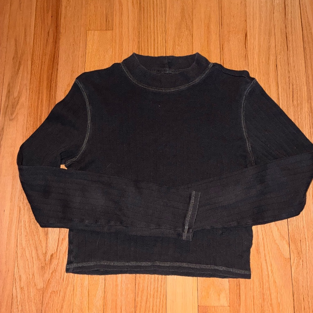 American Eagle Outfitters women’s black long sleeve